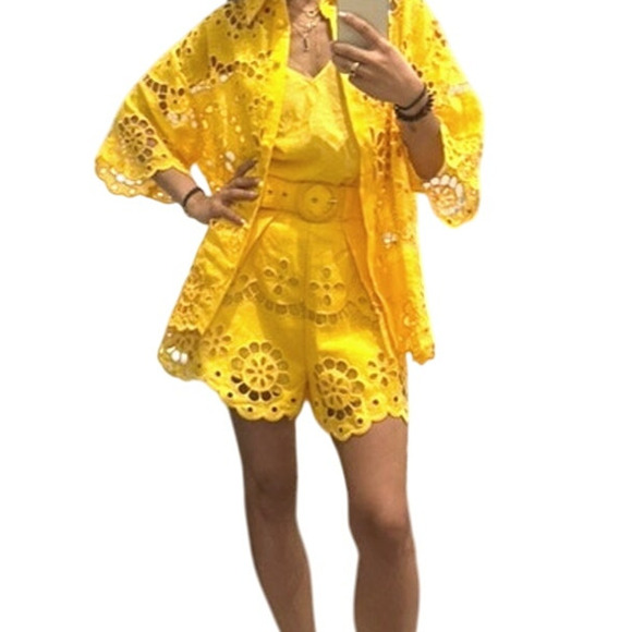 Zimmermann Pot Embroidered Shorts - Picture 3 of 10